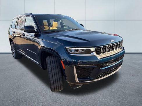 New 2026 Jeep Grand Cherokee L Summit AWD/4WD image 5