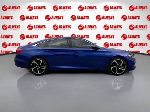 Used 2022 Honda Accord Sport image 4