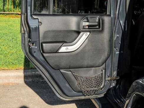 Used 2017 Jeep Wrangler Unlimited Sahara w/ Quick Order Package 24E Chief AWD/4WD image 44