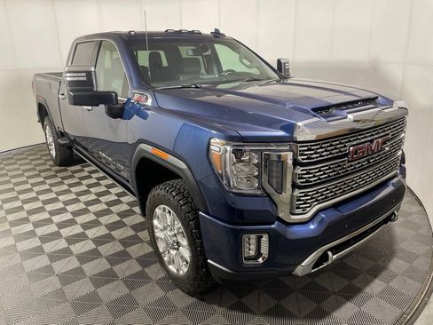 Used 2022 GMC Sierra 3500 Denali AWD/4WD image 1