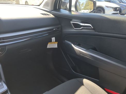 New 2026 Kia Sportage LX w/ LX Convenience Package image 13