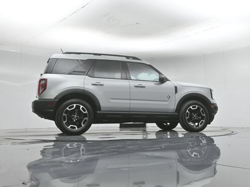 Certified 2023 Ford Bronco Sport Outer Banks w/ Tech Package AWD/4WD image 55