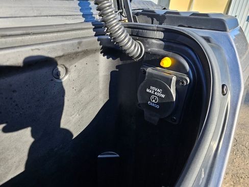 Used 2021 RAM 1500 Laramie image 13