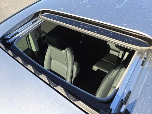 Certified 2026 Honda Odyssey EX-L image 3