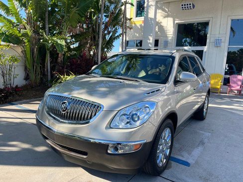 Used 2011 Buick Enclave CXL image 83