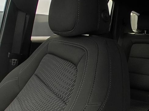 Used 2026 Chevrolet Equinox LT w/ LPO, Floor Liner Package FWD image 9