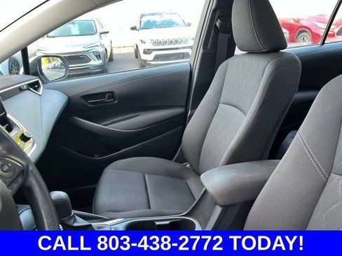 Used 2025 Toyota Corolla LE FWD image 10