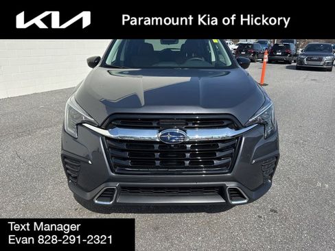 Used 2025 Subaru Ascent Touring w/ Popular Package #2 AWD/4WD image 2