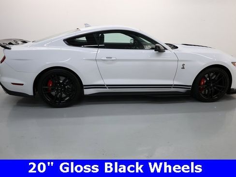 Used 2022 Ford Mustang Shelby GT500 w/ Technology Package image 37