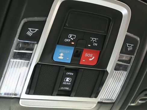 Used 2026 RAM 1500 Laramie w/ Night Edition AWD/4WD image 27