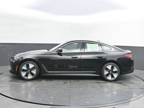 New 2026 BMW i4 eDrive40 RWD image 2