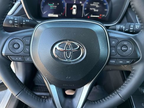 Used 2026 Toyota Corolla Cross XLE w/ Convenience Package image 26