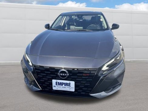 Used 2024 Nissan Altima 2.5 SR FWD image 13