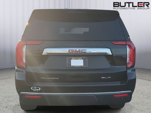 Used 2023 GMC Yukon SLT w/ SLT Premium Package RWD image 10