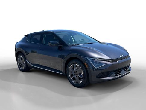 New 2026 Kia EV6 Light RWD image 7