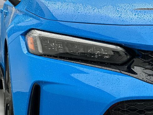 Used 2024 Honda Civic Type R image 10