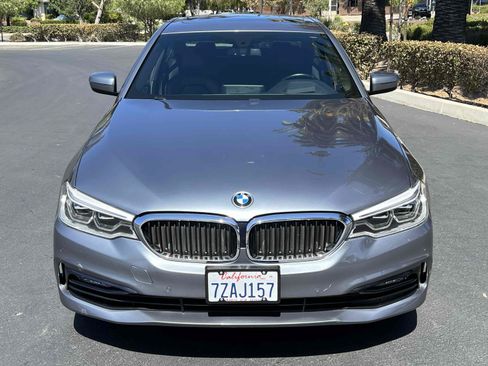 Used 2017 BMW 540i xDrive AWD/4WD image 16