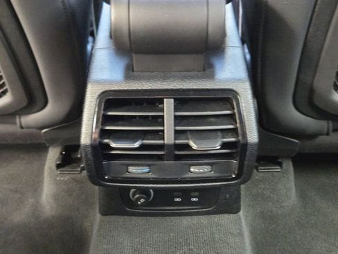 Certified 2023 Audi Q3 2.0T Premium w/ 19" Wheel Package image 36