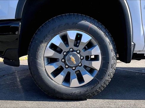 New 2026 Chevrolet Silverado 2500 Custom w/ Custom Value Package image 12