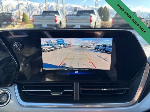 Certified 2025 Chevrolet Trax LT image 22