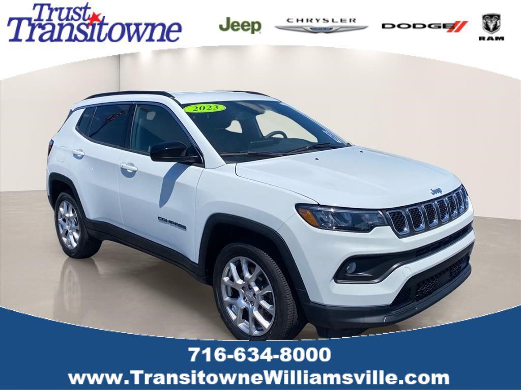 Used 2023 Jeep Compass Latitude AWD/4WD image 1