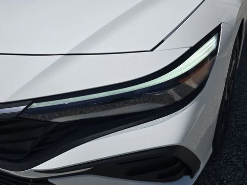 New 2026 Hyundai Elantra Sport FWD image 11