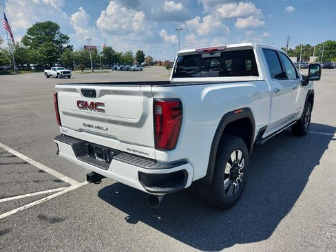 New 2026 GMC Sierra 2500 Denali w/ Denali Reserve Package image 3