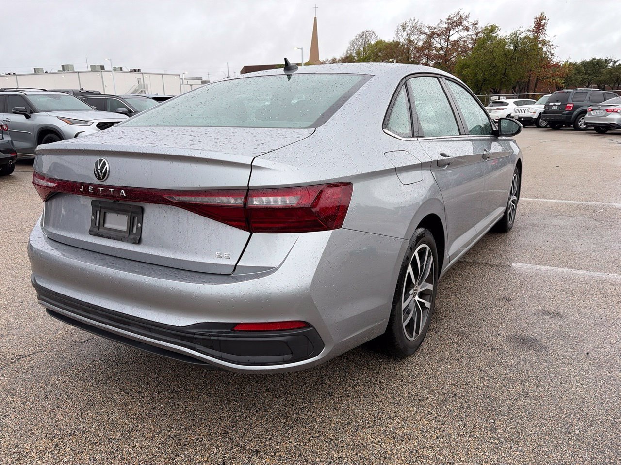 Used 2025 Volkswagen Jetta SE FWD image 4
