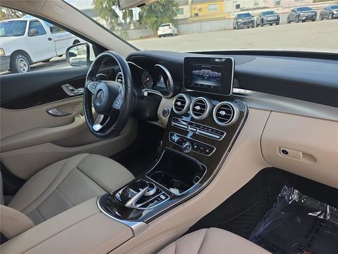 Used 2016 Mercedes-Benz C 300 Sedan image 28