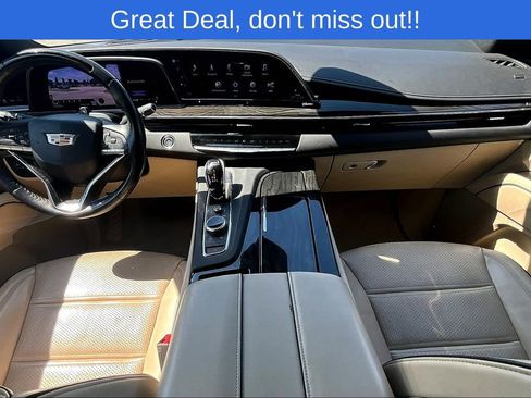 Used 2024 Cadillac Escalade Premium Luxury image 19