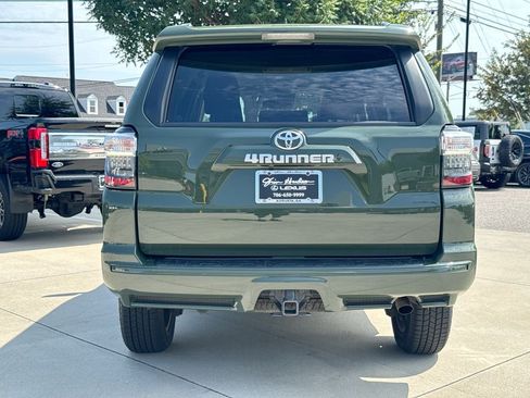 Used 2022 Toyota 4Runner TRD Sport w/ Technology Package AWD/4WD image 7