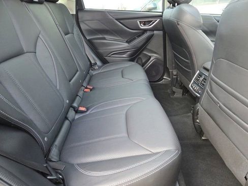 Used 2022 Subaru Forester Touring image 6