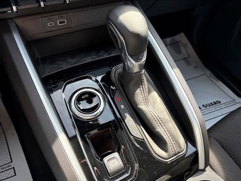 Certified 2023 Chevrolet Colorado LT w/ LT Convenience Package image 16