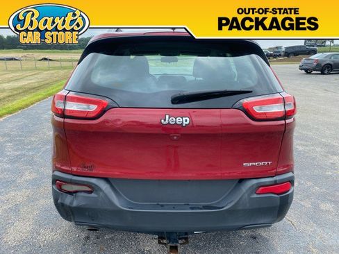 Used 2014 Jeep Cherokee Sport w/ Cold Weather Group FWD image 5