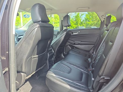 Used 2024 Ford Edge Titanium AWD/4WD image 24