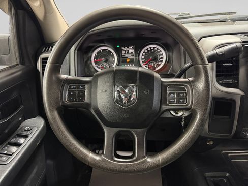 Used 2015 RAM 3500 Tradesman w/ Chrome Appearance Group AWD/4WD image 19