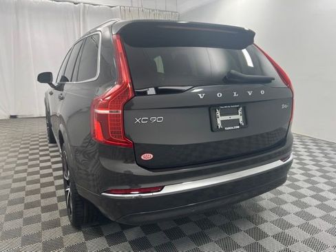 Used 2023 Volvo XC90 B6 Plus w/ Protection Package AWD/4WD image 7