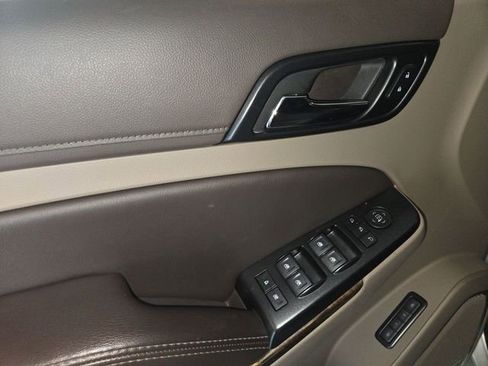 Used 2020 Chevrolet Tahoe LT image 13
