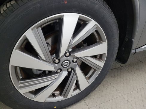 Used 2020 Nissan Murano SL w/ Moonroof Package image 31