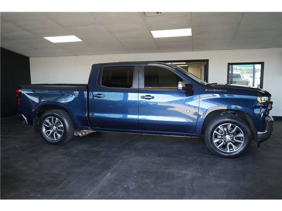 Used 2020 Chevrolet Silverado 1500 LT w/ Texas Edition RWD image 8