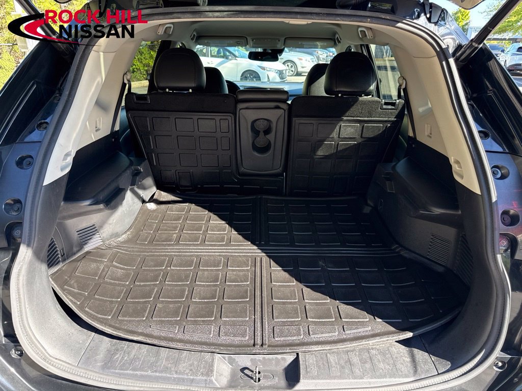 Used 2020 Nissan Rogue SL FWD image 29