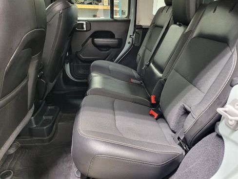 Used 2023 Jeep Wrangler Unlimited Sport AWD/4WD image 59