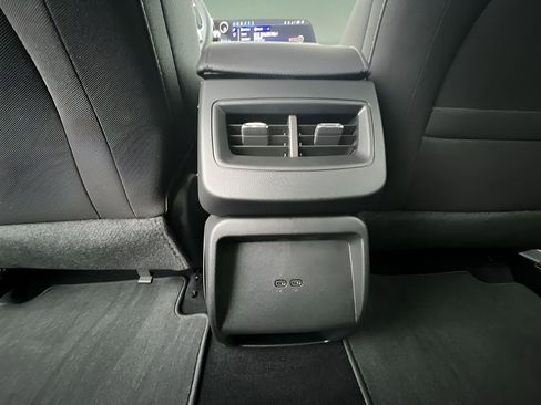 New 2026 Chevrolet Equinox EV LT image 19