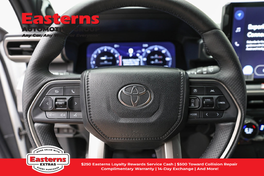 Used 2025 Toyota 4Runner Trailhunter AWD/4WD image 11