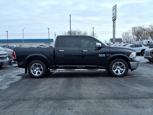 Used 2018 RAM 1500 Laramie w/ Convenience Group image 24