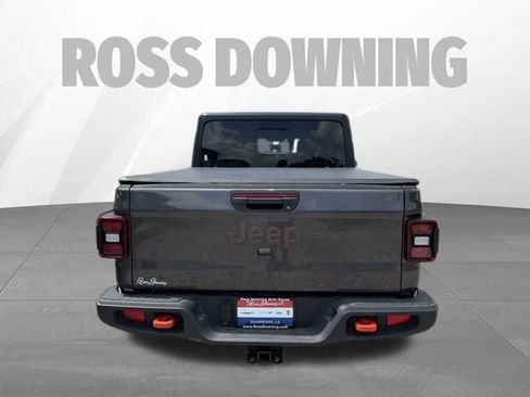 Used 2025 Jeep Gladiator Mojave w/ Convenience Group AWD/4WD image 5