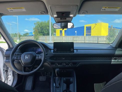 Used 2024 Honda Accord LX image 11