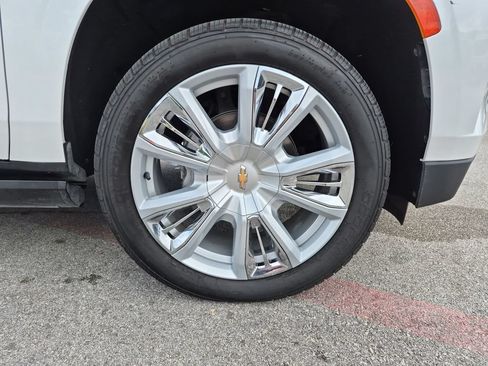 Used 2024 Chevrolet Tahoe High Country RWD image 16