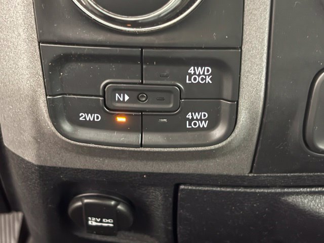 Used 2017 RAM 1500 Express AWD/4WD image 29