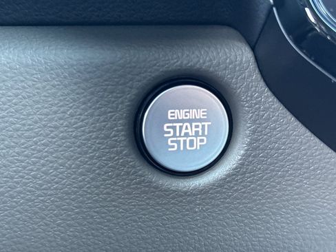 New 2026 Kia Carnival LXS image 24